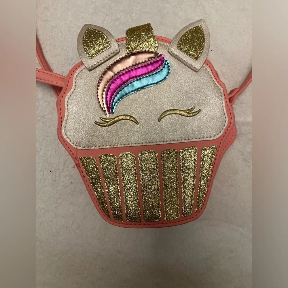 2 Pc Cat & Jack Bath Body Works Unicorn Style Crossbody Cupcake and Makeup Bag